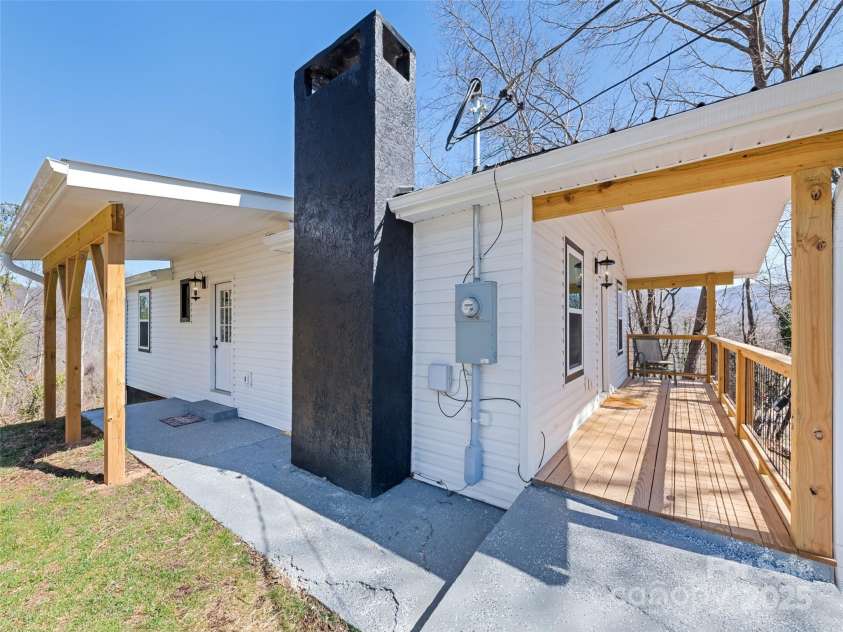 93 Sanctuary Hill Drive, Canton, NC 28716.  MLS# CAR4238425, YatesRealty ID 15811. 
