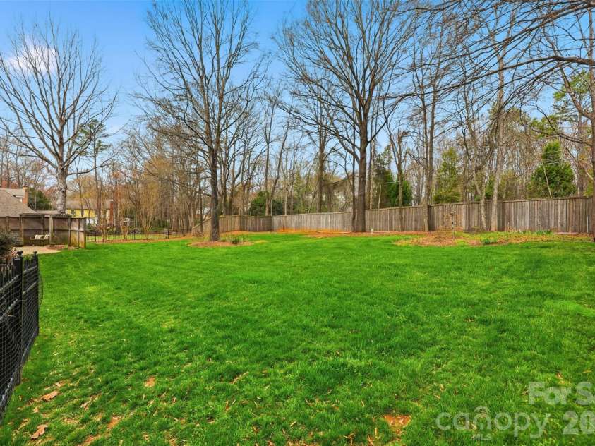 2117 Keegan Court, Matthews, NC 28104.  MLS# CAR4356033, YatesRealty ID 15812. 