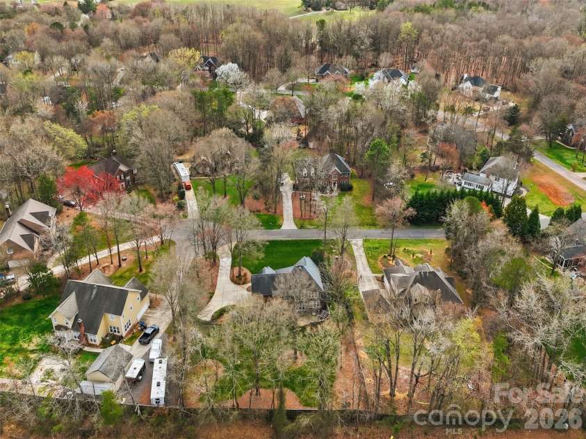 2117 Keegan Court, Matthews, NC 28104.  MLS# CAR4356033, YatesRealty ID 15812. 
