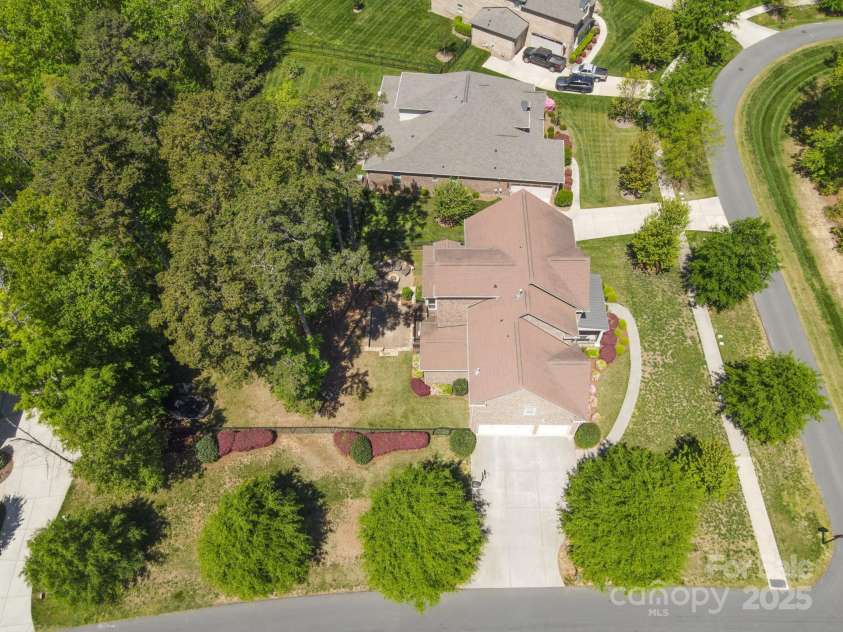 13044 Fen Court, Huntersville, NC 28078.  MLS# CAR4244817, YatesRealty ID 15813. Large wooded corner lot