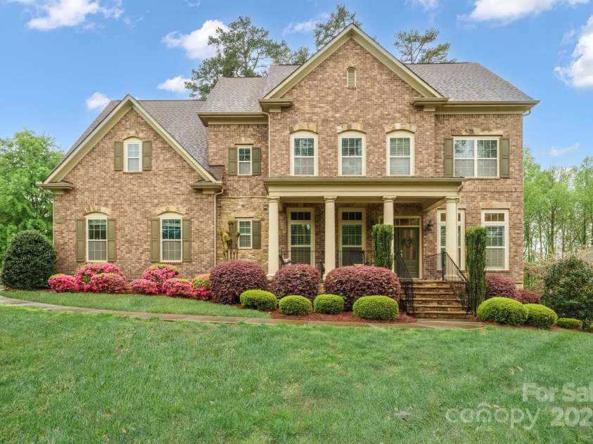13044 Fen Court, Huntersville, NC 28078.  MLS# CAR4244817, YatesRealty ID 15813. Welcome home to 13044 Fen Court!