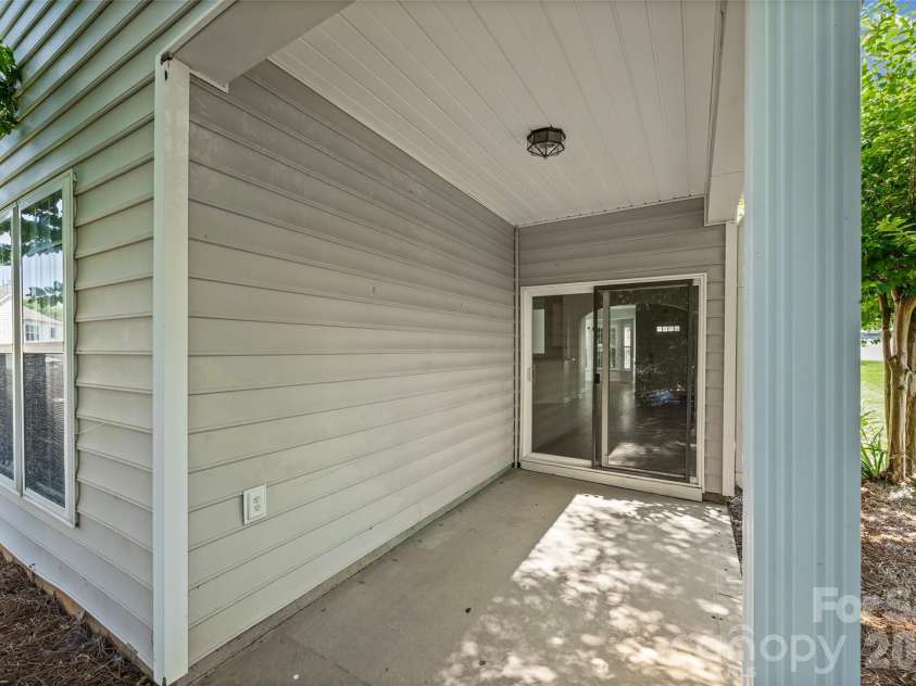 2905 Sedona Place, Fort Mill, SC 29708.  MLS# CAR4372457, YatesRealty ID 15813. 