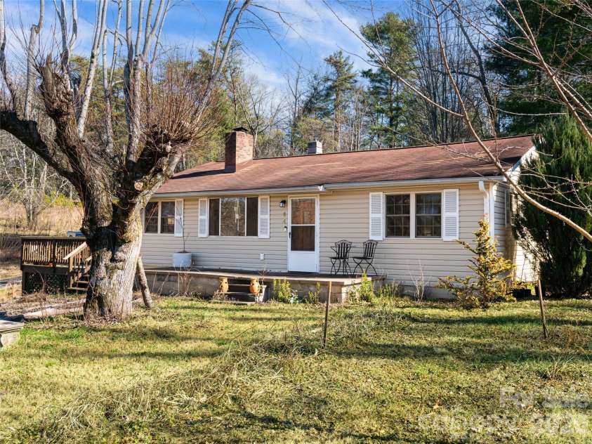 44 Presbyterian Church Road, Mills River, NC 28759.  MLS# CAR4341806, YatesRealty ID 15814. 