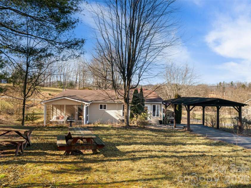 44 Presbyterian Church Road, Mills River, NC 28759.  MLS# CAR4341806, YatesRealty ID 15814. 