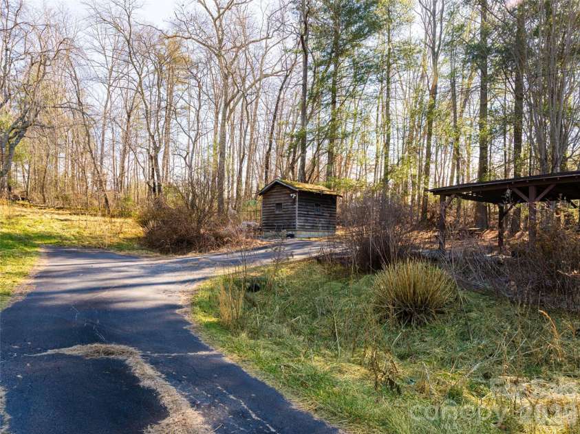 44 Presbyterian Church Road, Mills River, NC 28759.  MLS# CAR4341806, YatesRealty ID 15814. 