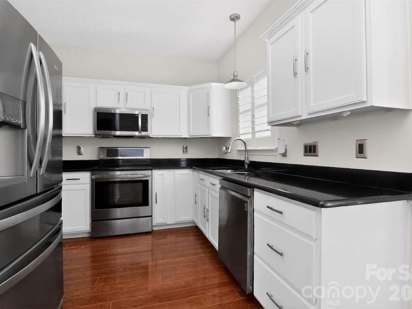 14431 Catherine Miller Drive, Charlotte, NC 28273.  MLS# CAR4342669, YatesRealty ID 15815. 