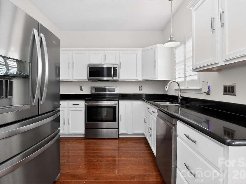 14431 Catherine Miller Drive, Charlotte, NC 28273.  MLS# CAR4342669, YatesRealty ID 15815. 