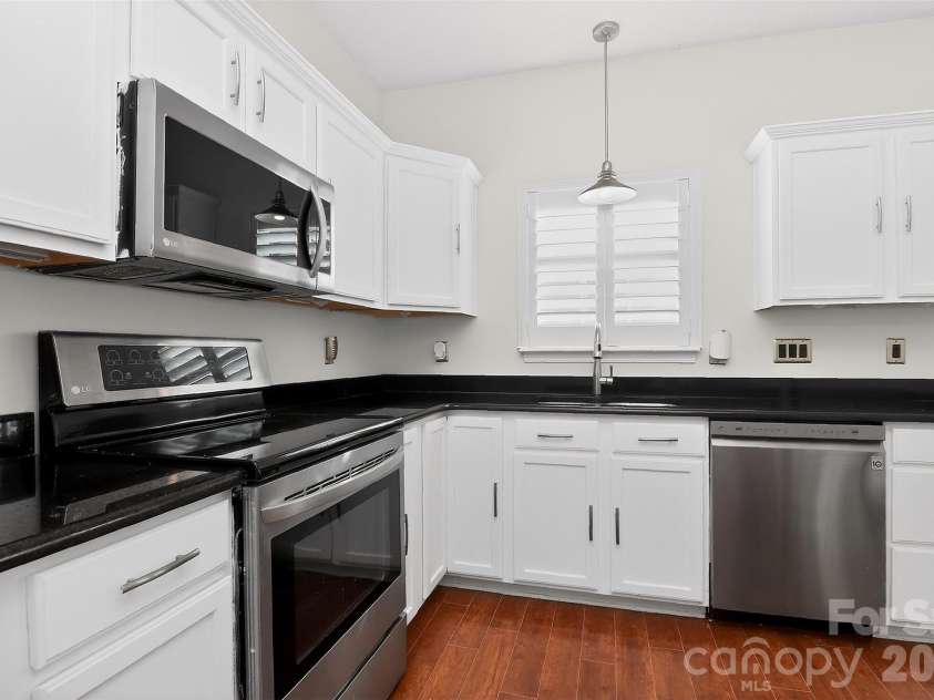 14431 Catherine Miller Drive, Charlotte, NC 28273.  MLS# CAR4342669, YatesRealty ID 15815. 
