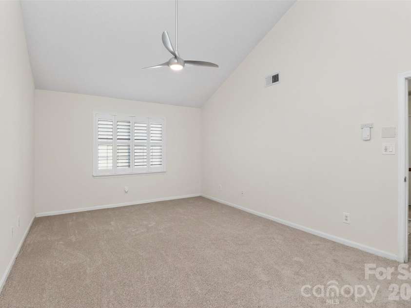 14431 Catherine Miller Drive, Charlotte, NC 28273.  MLS# CAR4342669, YatesRealty ID 15815. 
