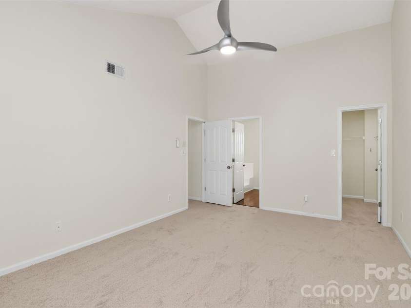 14431 Catherine Miller Drive, Charlotte, NC 28273.  MLS# CAR4342669, YatesRealty ID 15815. 