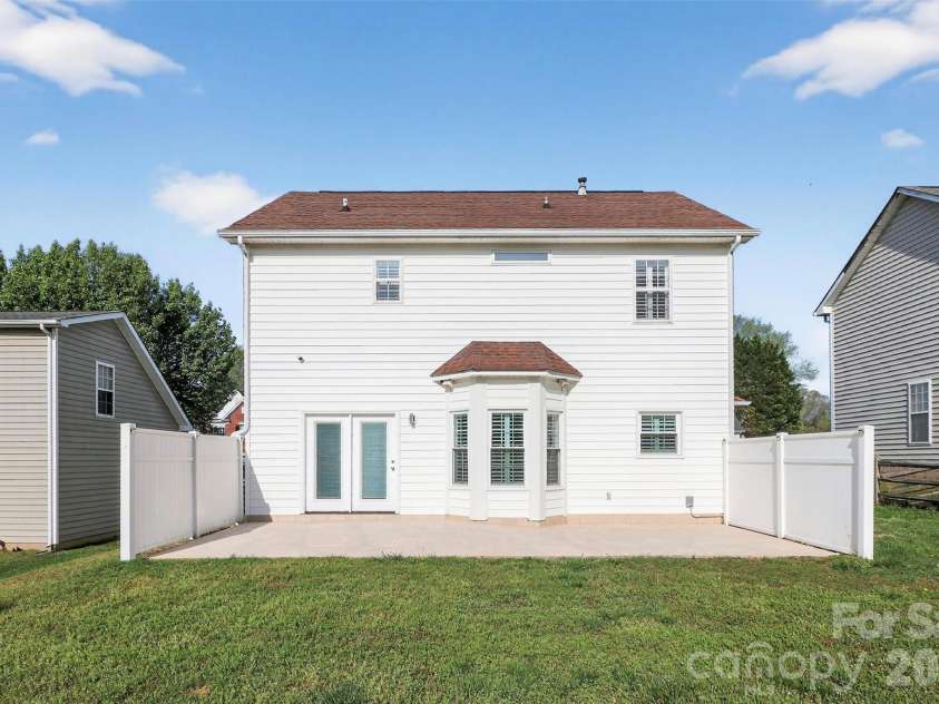 14431 Catherine Miller Drive, Charlotte, NC 28273.  MLS# CAR4342669, YatesRealty ID 15815. 