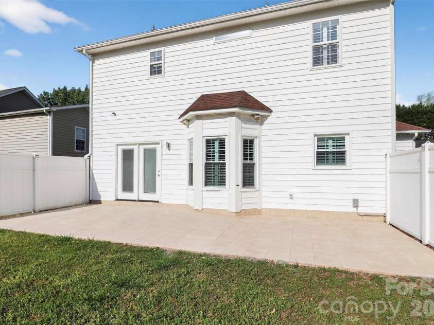 14431 Catherine Miller Drive, Charlotte, NC 28273.  MLS# CAR4342669, YatesRealty ID 15815. 
