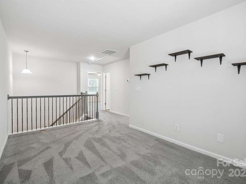 7011 Jane Parks Way, Charlotte, NC 28217.  MLS# CAR4217186, YatesRealty ID 15815. 