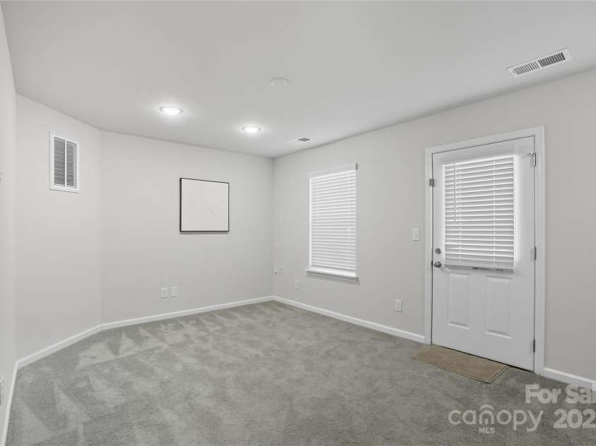 7011 Jane Parks Way, Charlotte, NC 28217.  MLS# CAR4309126, YatesRealty ID 15815. Basement Bedroom / Flex Space
