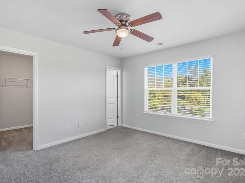 7011 Jane Parks Way, Charlotte, NC 28217.  MLS# CAR4309126, YatesRealty ID 15815. Primary Bedroom