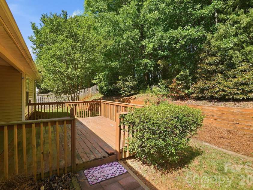 4275 Wiregrass Road, Fort Mill, SC 29707.  MLS# CAR4368754, YatesRealty ID 15816. 