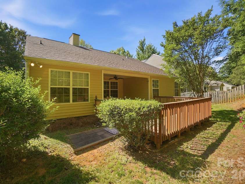 4275 Wiregrass Road, Fort Mill, SC 29707.  MLS# CAR4368754, YatesRealty ID 15816. 