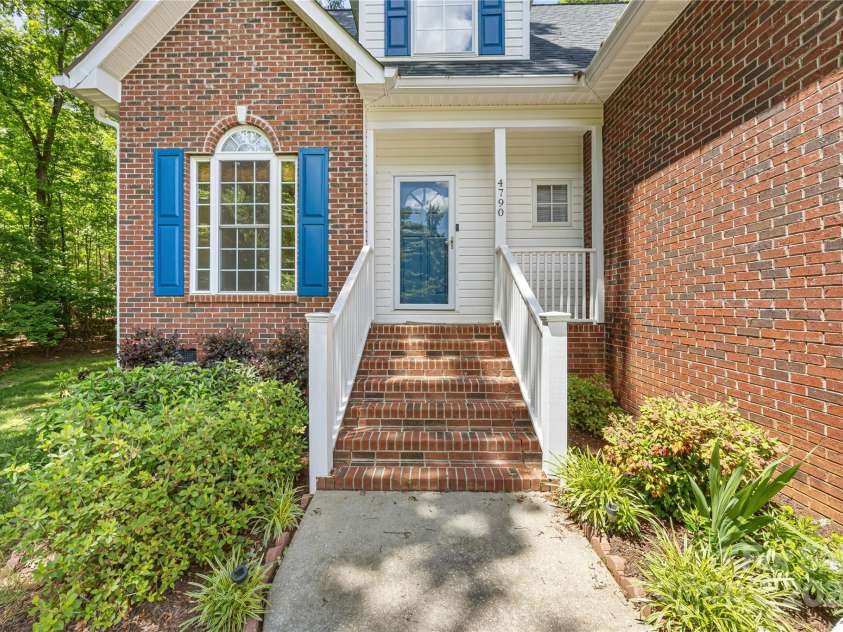 4790 Cascade Avenue, Rock Hill, SC 29732.  MLS# CAR4253010, YatesRealty ID 15816. 