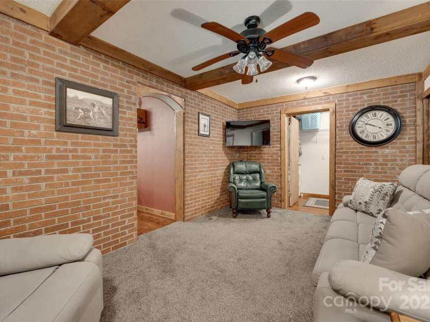 3988 Old Hickory Road, Lancaster, SC 29720.  MLS# CAR4258518, YatesRealty ID 15817. 