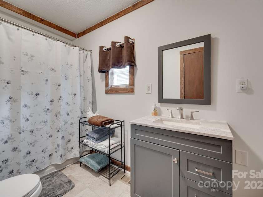 3988 Old Hickory Road, Lancaster, SC 29720.  MLS# CAR4258518, YatesRealty ID 15817. 