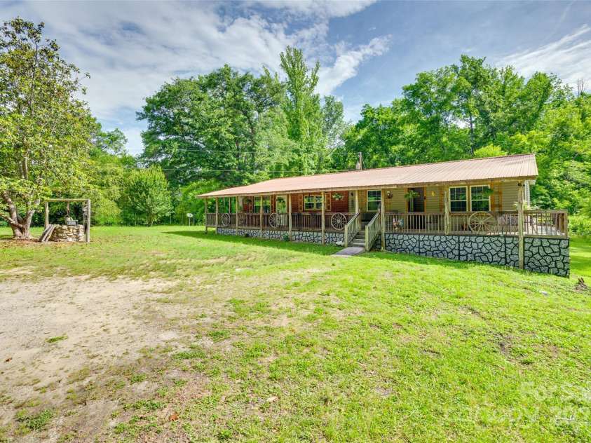 3988 Old Hickory Road, Lancaster, SC 29720.  MLS# CAR4258518, YatesRealty ID 15817. 