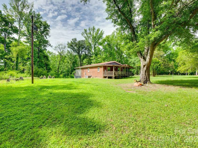 3988 Old Hickory Road, Lancaster, SC 29720.  MLS# CAR4258518, YatesRealty ID 15817. 