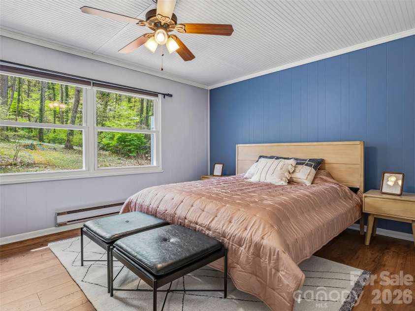 36 Dogwood Drive, Maggie Valley, NC 28751.  MLS# CAR4373028, YatesRealty ID 15818. 