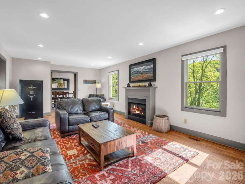 200 Granite Bridge Court, Black Mountain, NC 28711.  MLS# CAR4357165, YatesRealty ID 15819. 