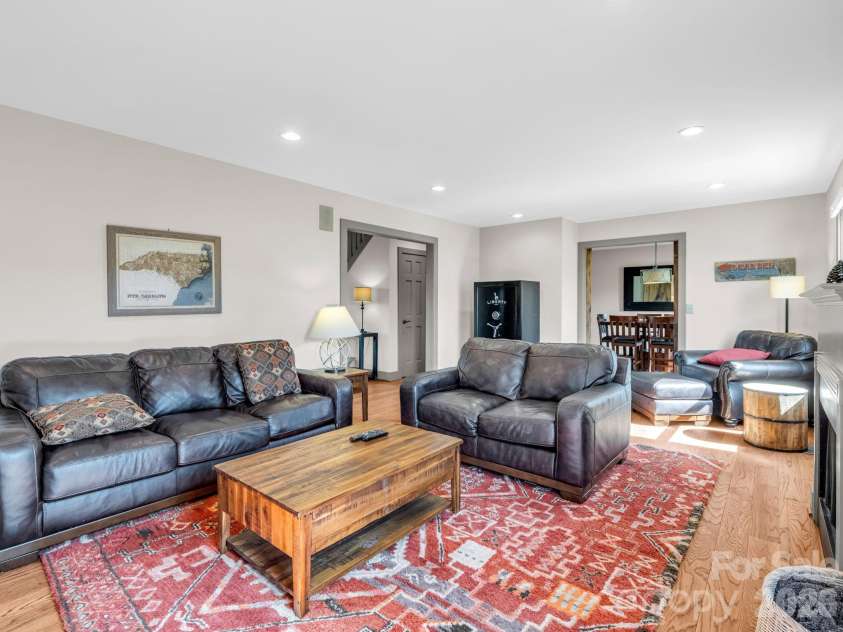 200 Granite Bridge Court, Black Mountain, NC 28711.  MLS# CAR4357165, YatesRealty ID 15819. 