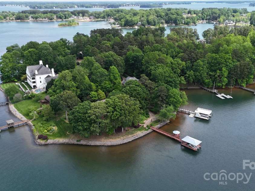 2818 Cherry Lane, Denver, NC 28037.  MLS# CAR4253240, YatesRealty ID 15819. 