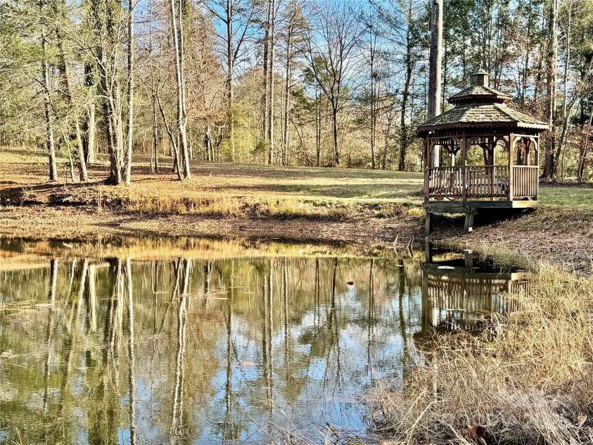 100 Steffey Lane, Taylorsville, NC 28681.  MLS# CAR4332523, YatesRealty ID 1582. 