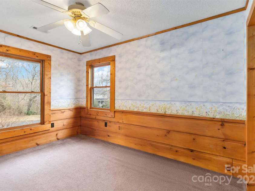 902 Coldwater Court, Concord, NC 28025.  MLS# CAR4165163, YatesRealty ID 1582. Spacious Bedrooms