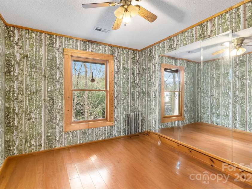 902 Coldwater Court, Concord, NC 28025.  MLS# CAR4165163, YatesRealty ID 1582. Spacious Bedrooms