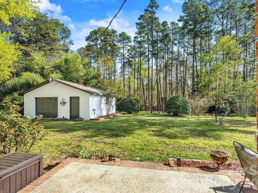 5329 Highway 27 Highway, Iron Station, NC 28080.  MLS# CAR4363221, YatesRealty ID 15820. 
