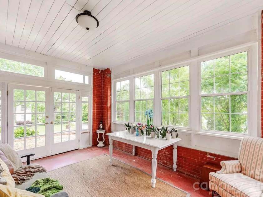 128 End Street, Chester, SC 29706.  MLS# CAR4374253, YatesRealty ID 15821. 