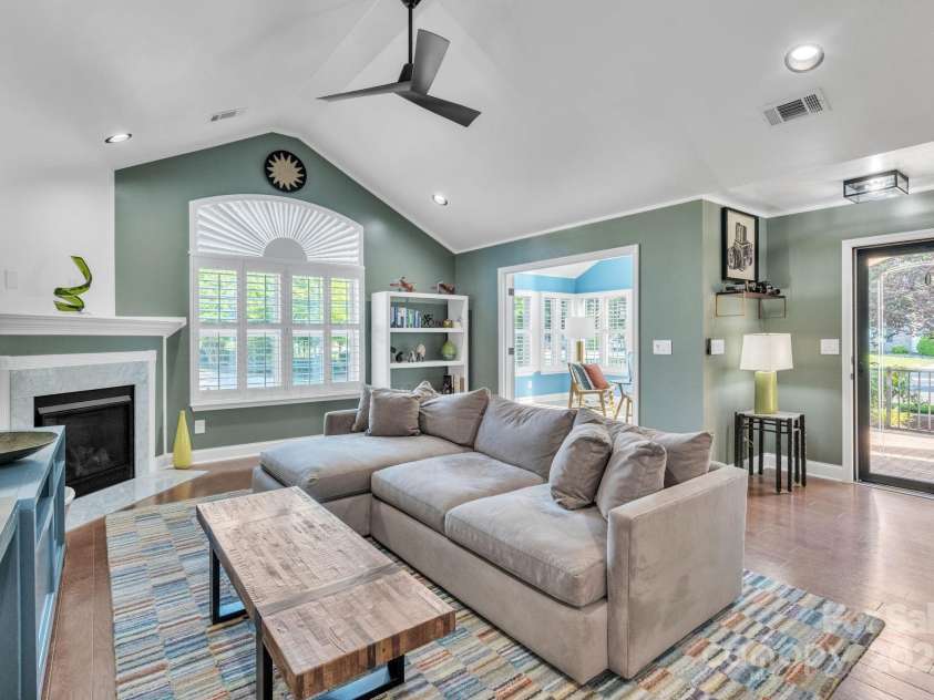 1328 Somersby Circle, Gastonia, NC 28054.  MLS# CAR4255808, YatesRealty ID 15822. 
