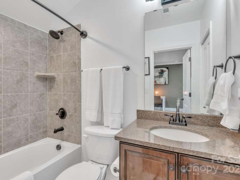 1328 Somersby Circle, Gastonia, NC 28054.  MLS# CAR4255808, YatesRealty ID 15822. 