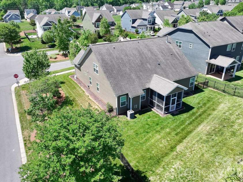 3270 Kelsey Plaza, Kannapolis, NC 28081.  MLS# CAR4370517, YatesRealty ID 15822. 