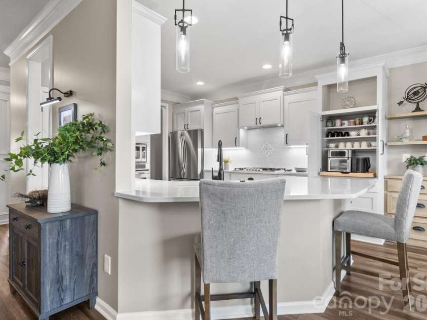3270 Kelsey Plaza, Kannapolis, NC 28081.  MLS# CAR4370517, YatesRealty ID 15822. Custom kitchen with a coffee bar slide out