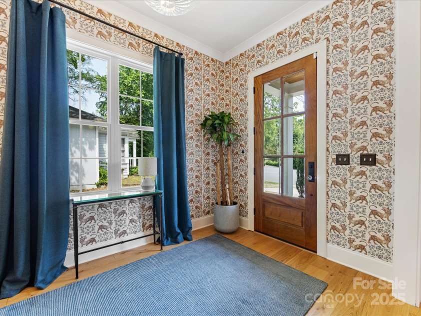 1614 Brook Road, Charlotte, NC 28205.  MLS# CAR4250805, YatesRealty ID 15823. 