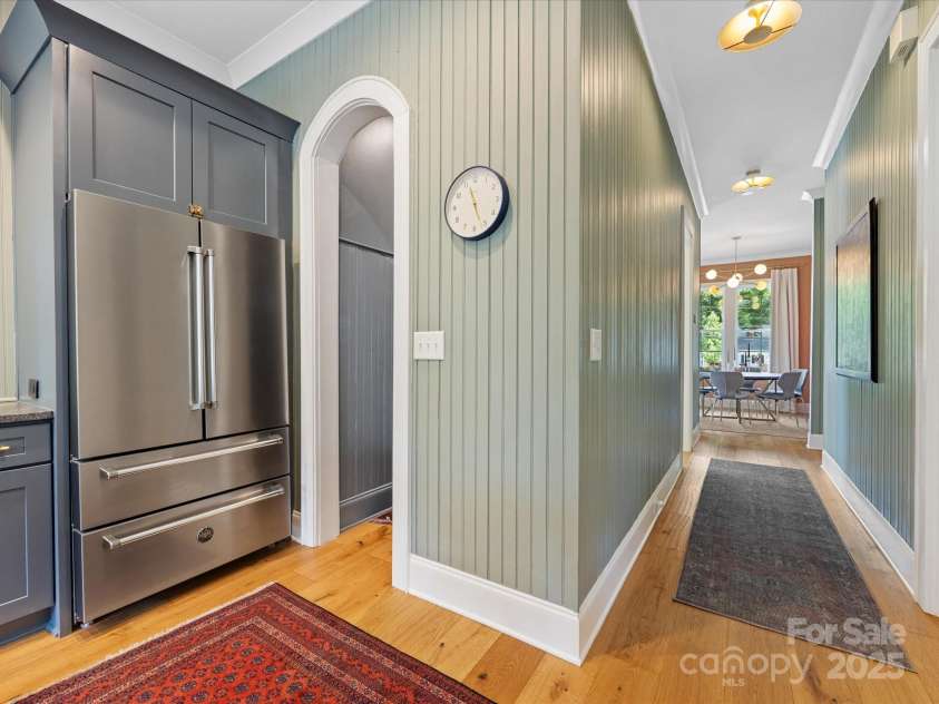 1614 Brook Road, Charlotte, NC 28205.  MLS# CAR4250805, YatesRealty ID 15823. 