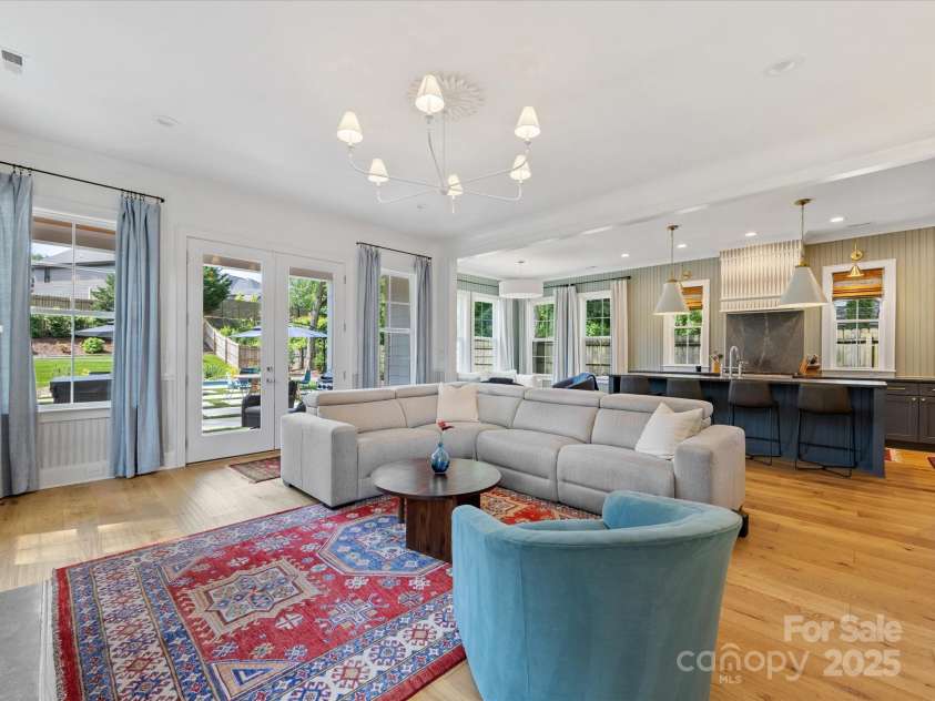 1614 Brook Road, Charlotte, NC 28205.  MLS# CAR4250805, YatesRealty ID 15823. 
