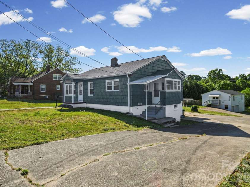 708 Bostian Street, China Grove, NC 28023.  MLS# CAR4372622, YatesRealty ID 15823. 