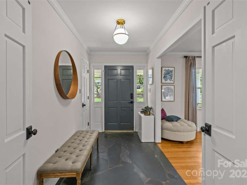 227 Wingrave Drive, Charlotte, NC 28270.  MLS# CAR4264332, YatesRealty ID 15824. 