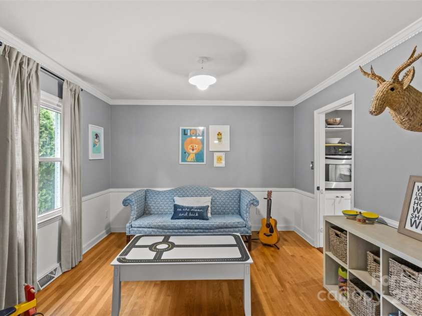 227 Wingrave Drive, Charlotte, NC 28270.  MLS# CAR4264332, YatesRealty ID 15824. 