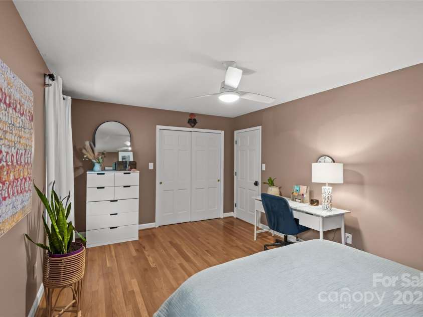 227 Wingrave Drive, Charlotte, NC 28270.  MLS# CAR4264332, YatesRealty ID 15824. 