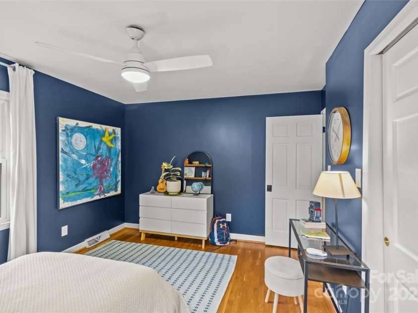 227 Wingrave Drive, Charlotte, NC 28270.  MLS# CAR4264332, YatesRealty ID 15824. 