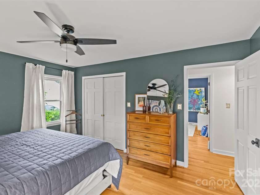 227 Wingrave Drive, Charlotte, NC 28270.  MLS# CAR4264332, YatesRealty ID 15824. 