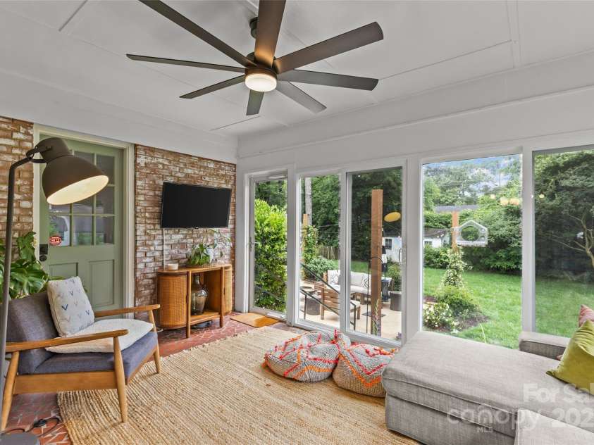 227 Wingrave Drive, Charlotte, NC 28270.  MLS# CAR4264332, YatesRealty ID 15824. 
