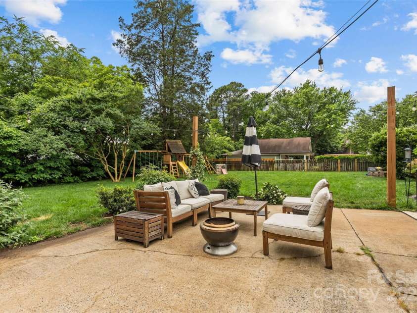 227 Wingrave Drive, Charlotte, NC 28270.  MLS# CAR4264332, YatesRealty ID 15824. 